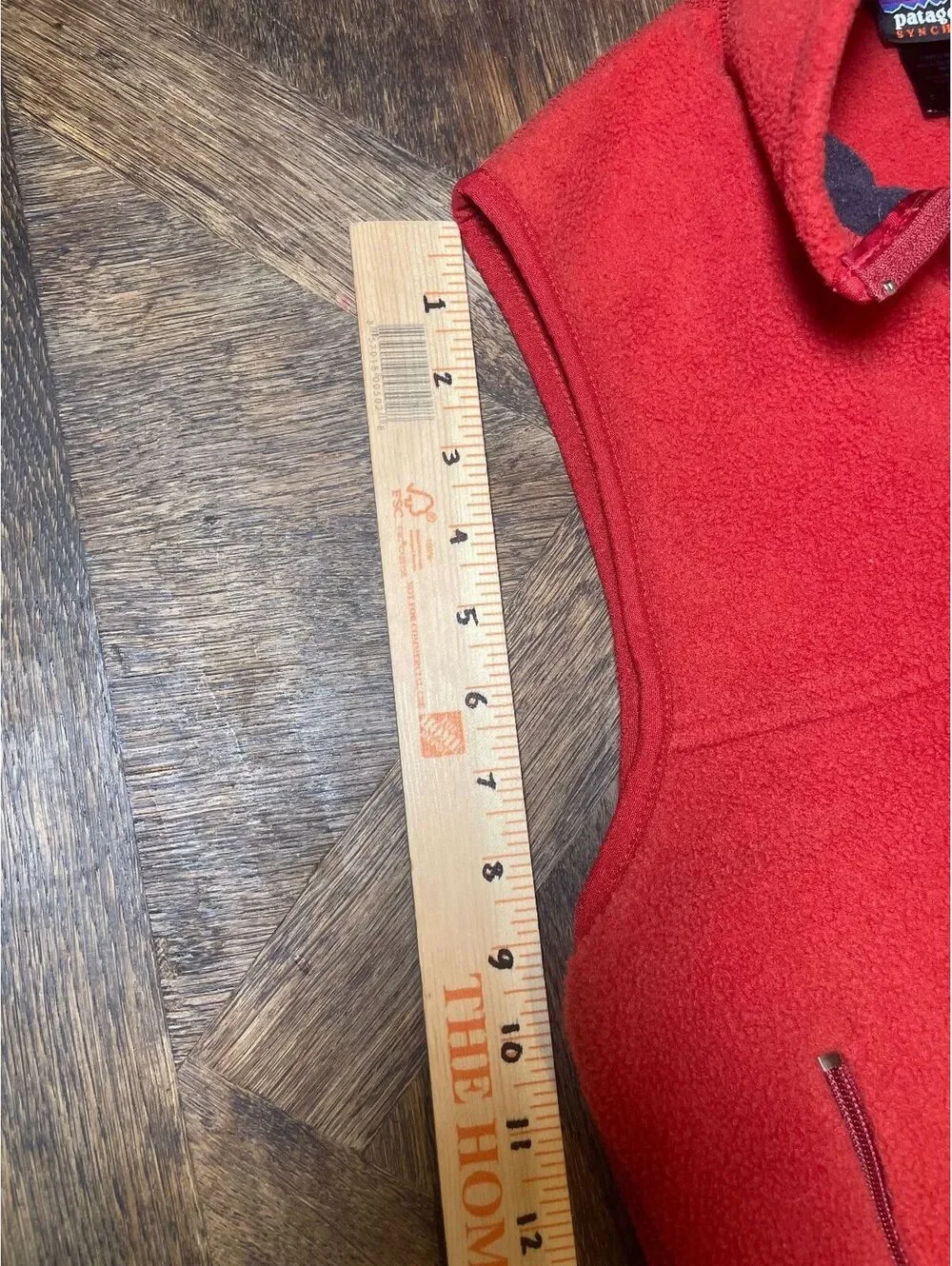 Patagonia men’s small fleece red navy blue zipper pockets vest EUC